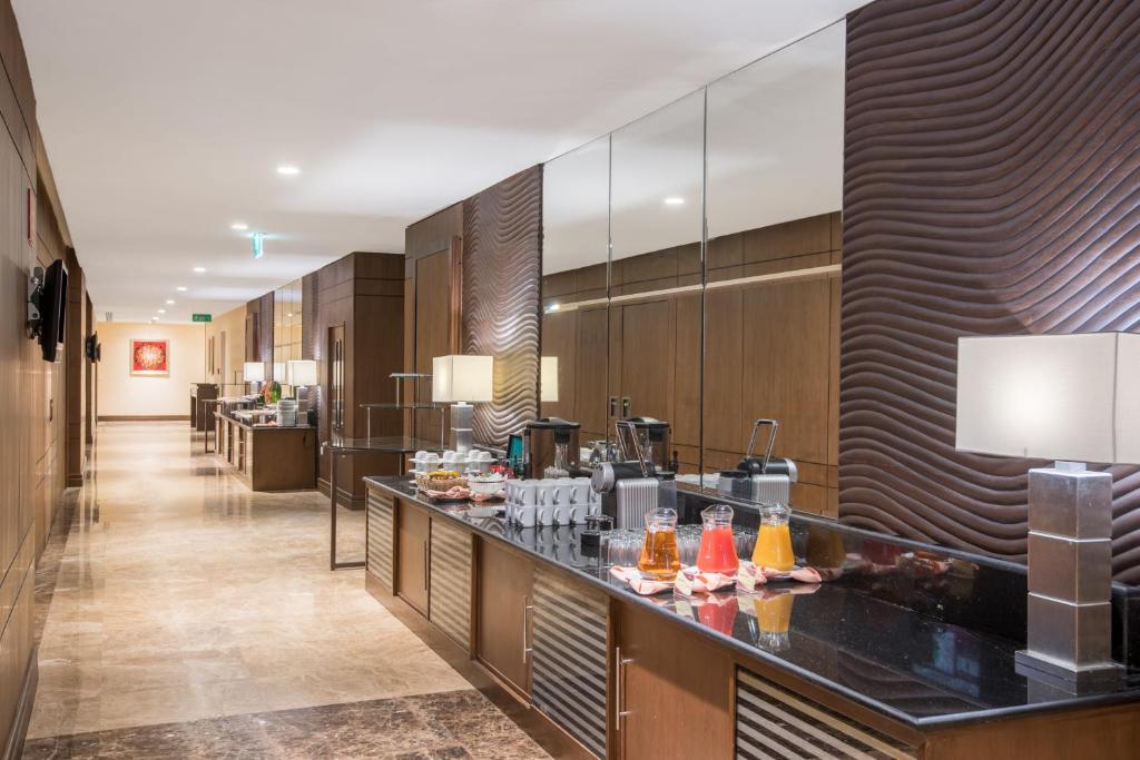 كراون بلازا 4